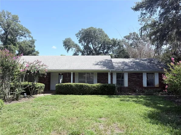 300 S Sweetwater Blvd, Longwood, FL 32779