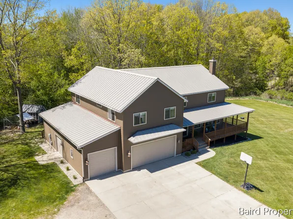 197 Leonard St NW, Grand Rapids, MI 49534