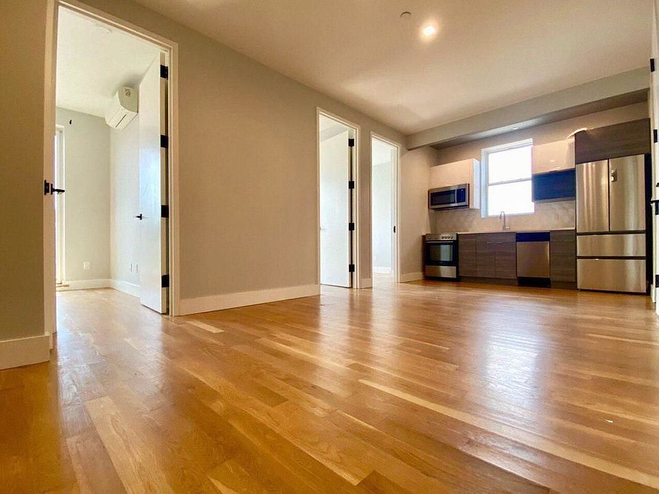 1st image of 745 Lafayette Ave #4L
