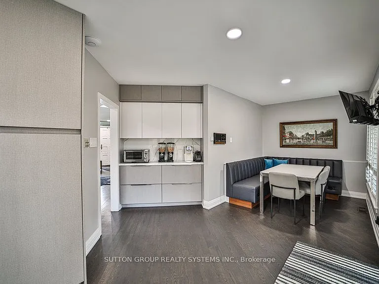 3 Twyford Ct — Photo 8