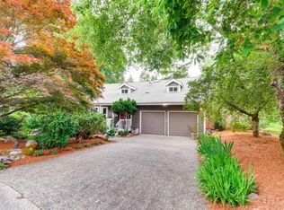 16908 NE 98th Ct, Redmond, WA 98052