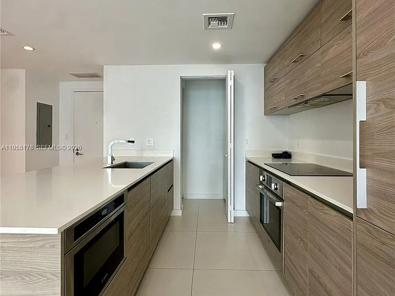1300 S Miami Ave #42 — Photo 10