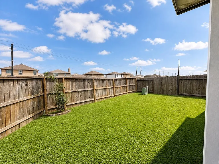 12566 Fleet River Rd — Photo 15