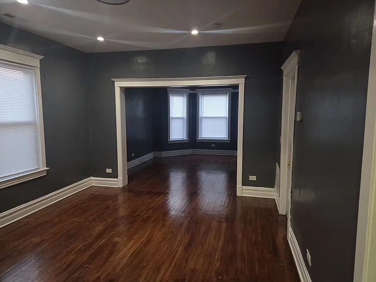 2453 E 73rd St #2 — Photo 5