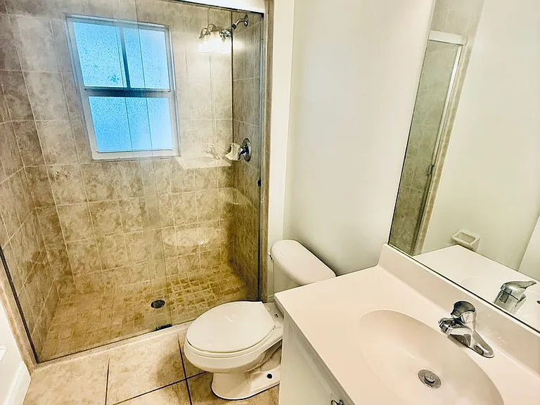860 Vignoles Ave NE #1 — Photo 7