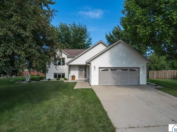 104 Peaceful Pl, Mankato, MN 56001