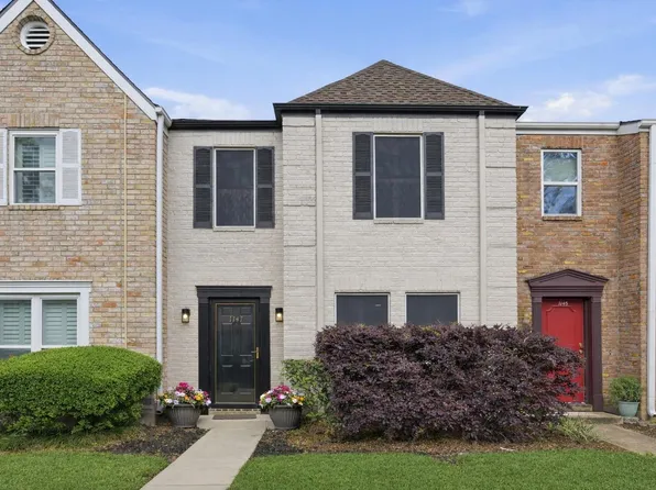1147 Country Place Dr, Houston, TX 77079