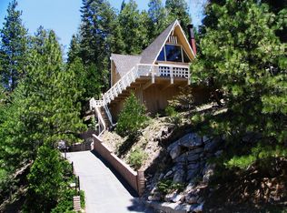 783 Golf Course Rd, Lake Arrowhead, CA 92352