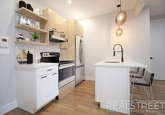 3rd image of 1483 Nostrand Ave