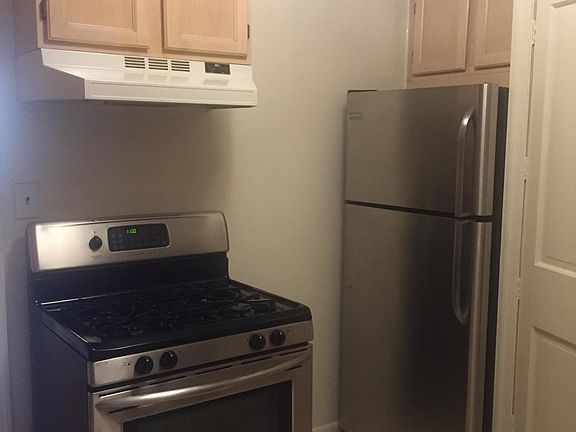 New Stove and Fridge