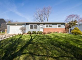 914 Monica Ln, Madison, WI 53704