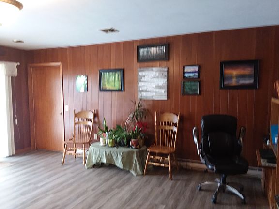 2nd image of 440 N Wood St