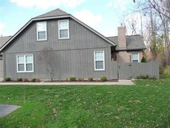 5th image of 8050 Harbor Creek Dr APT 2302