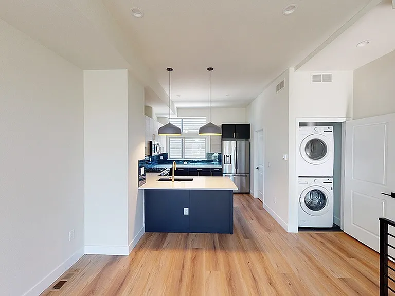 Delaware Street Townhomes — Photo 11