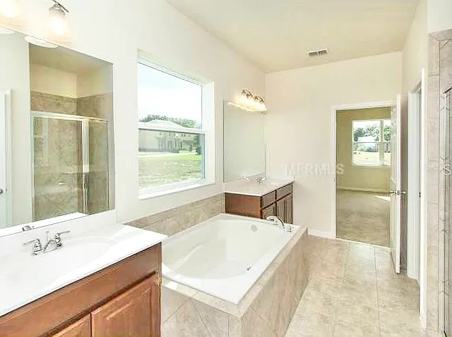 2103 Candlenut Cir — Photo 22