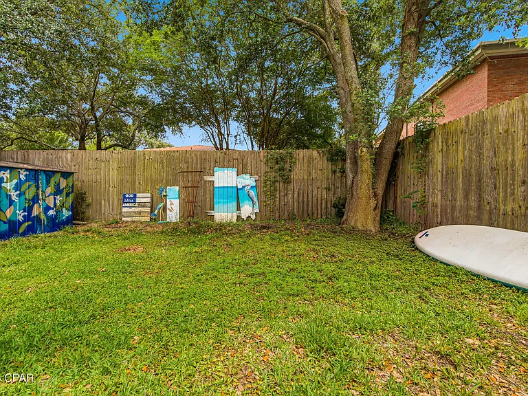 855 Mande Ct — Photo 45