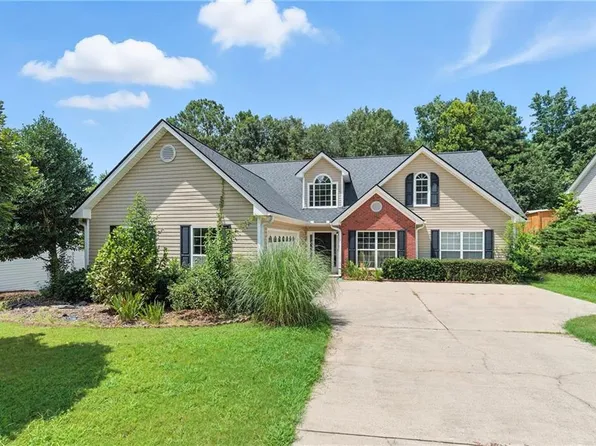 7012 Litany Ct, Flowery Branch, GA 30542