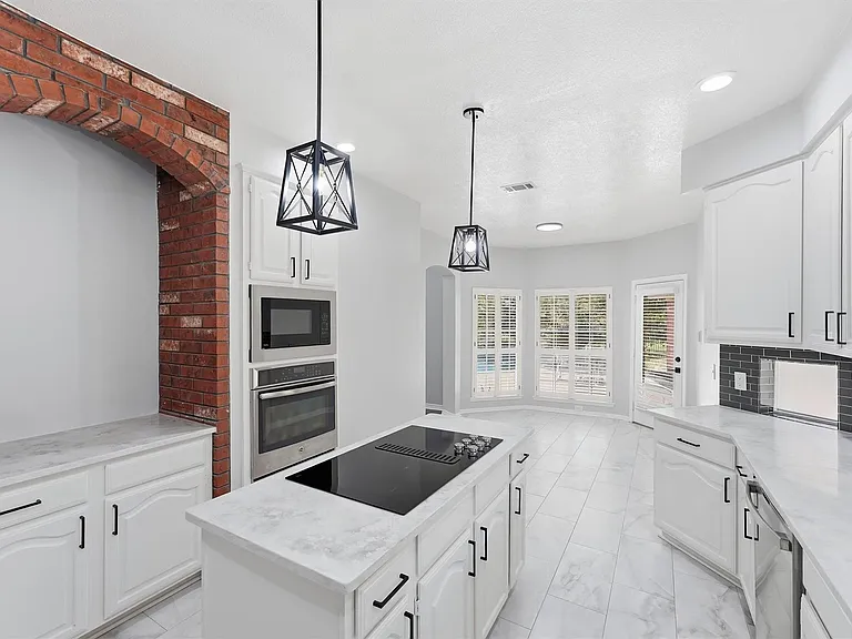 3319 Vista Lake Dr — Photo 6