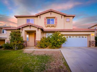 39334 Chantilly Ln, Palmdale, CA 93551