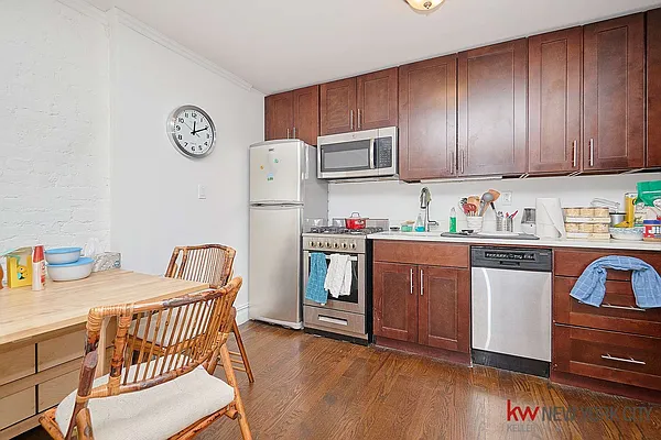 Rented by Keller Williams NYC | media 13