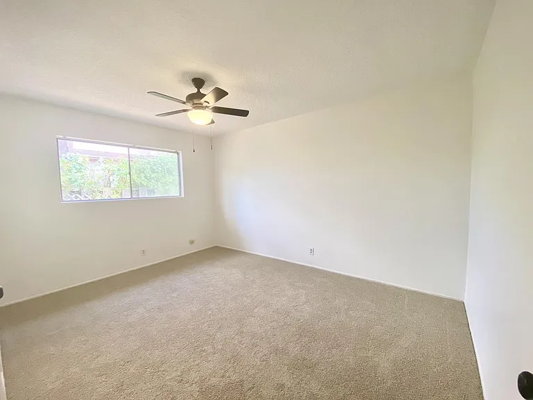 1822 Bath St — Photo 6