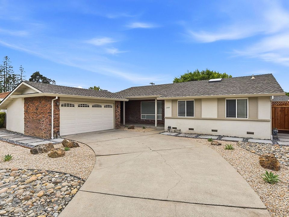 1st image of 1559 Chambers Dr