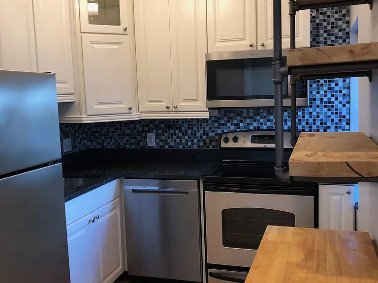 3119 N Downing St — Photo 11