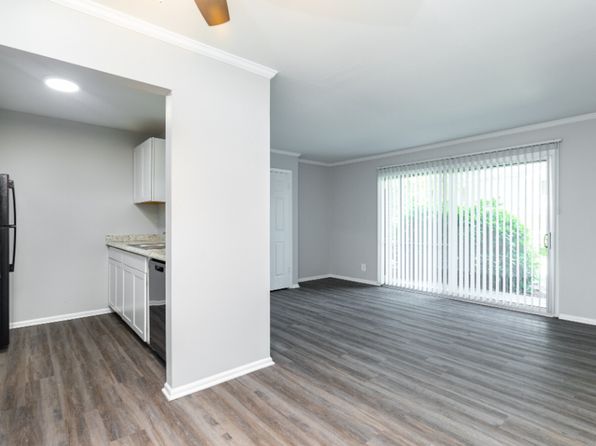 1520 Woods Rd #1525216