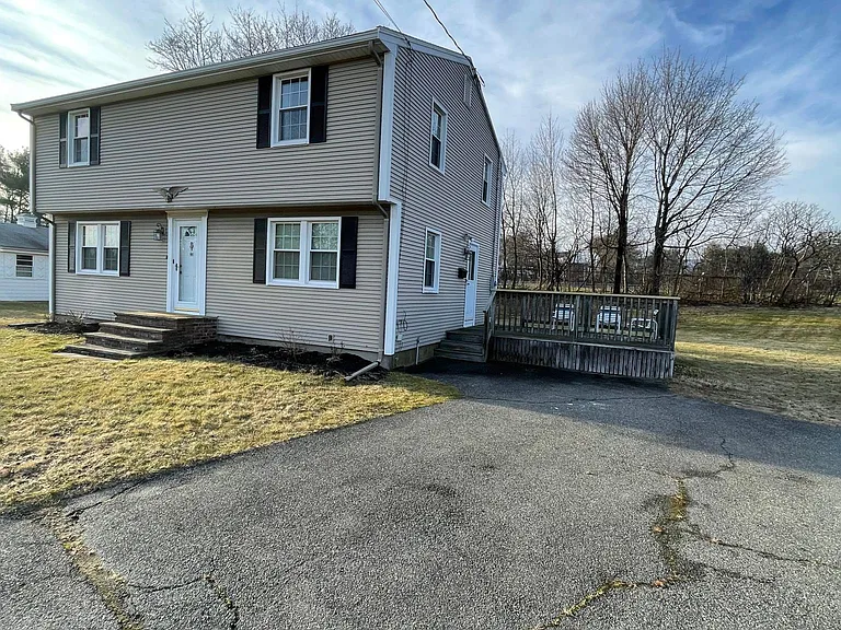 46 Glendale Dr — Photo 6