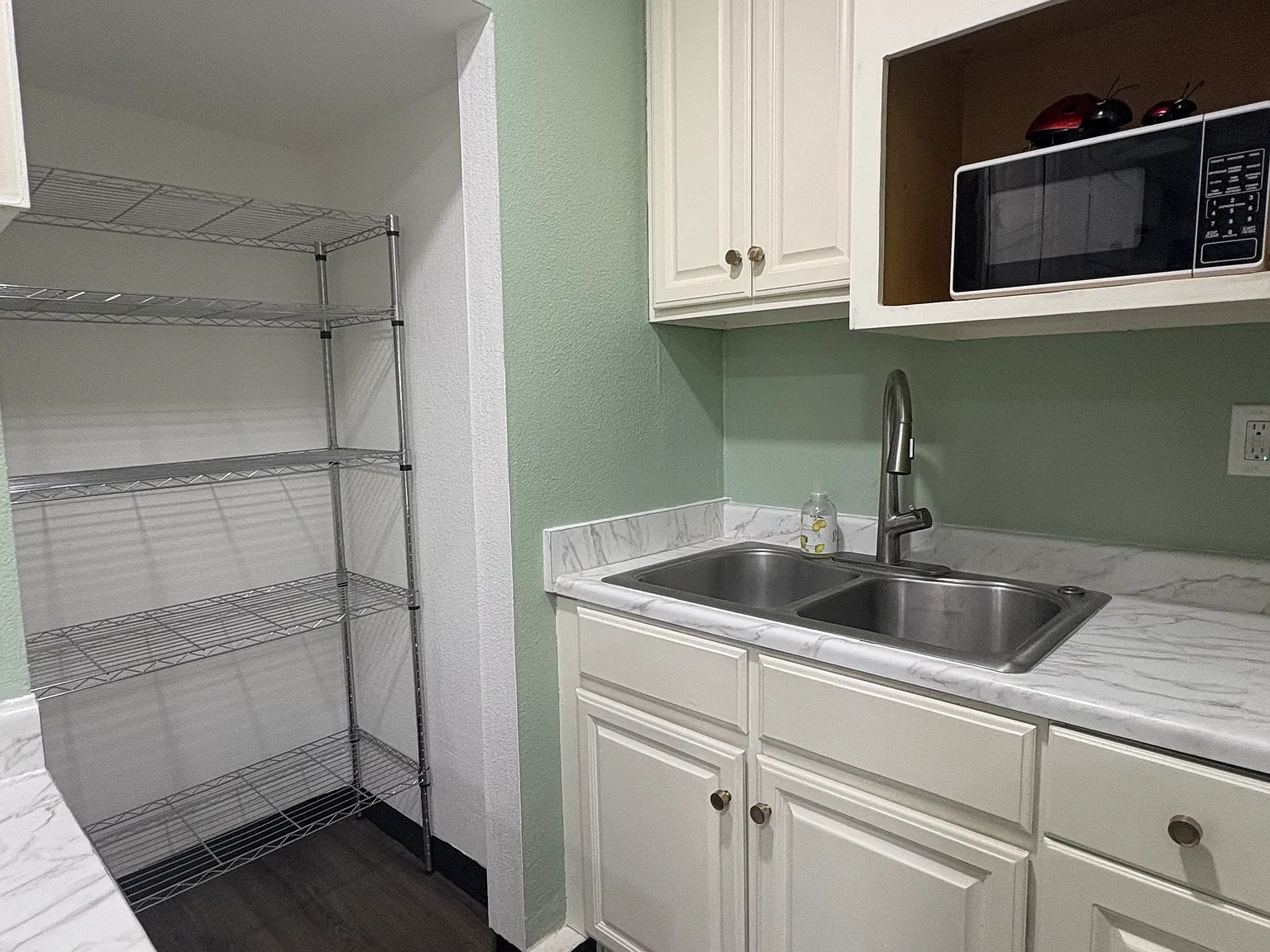 1 bed, 700 sqft, $1,790 — Photo 4