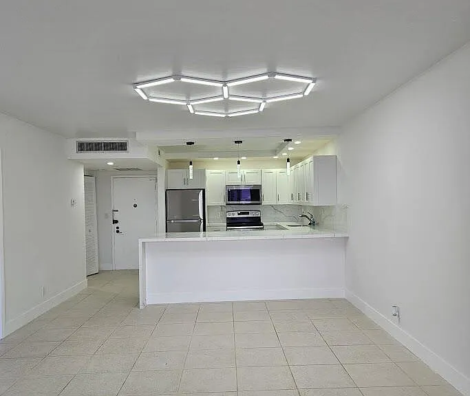 600 Three Islands Blvd #620 — Photo 10