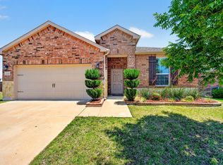 2232 Heaton St, Forney, TX 75126