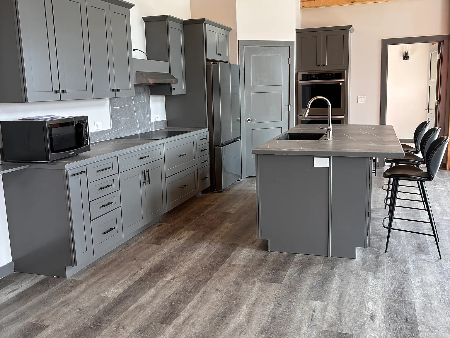 2 bed, 1400 sqft, $3,600 — Photo 4