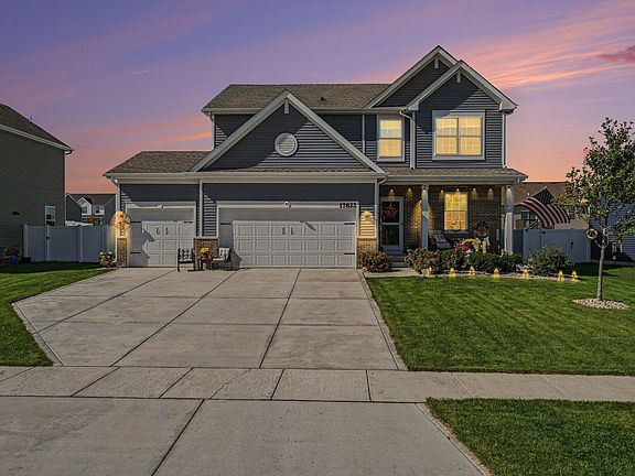 3rd image of 17822 Creek View Ct