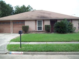 11339 Chelsea Walk Dr, Houston, TX 77066