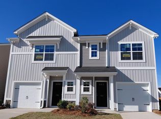 812 Soaring Free Ln, Hopkins, SC 29061