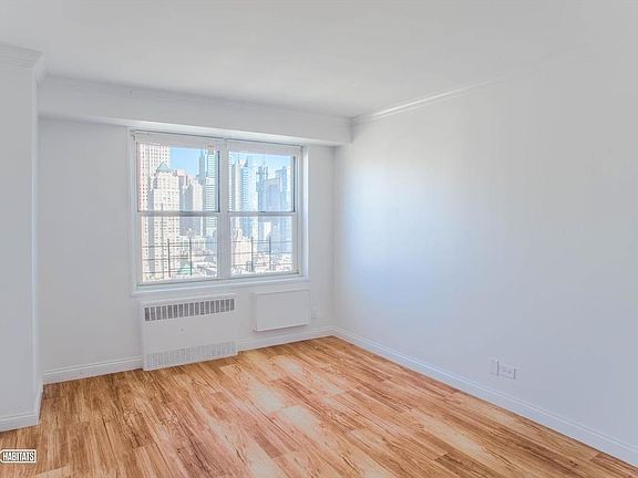 3rd image of 747 10th Ave APT 12F
