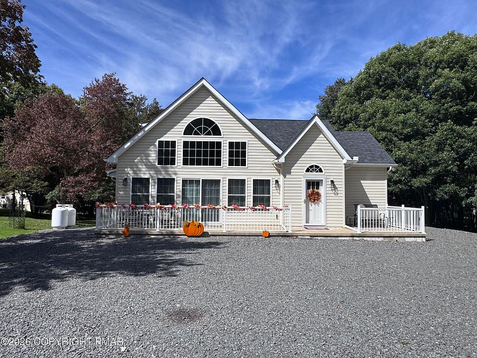 1st image of 115 Hawthorn Rd