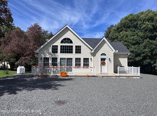 115 Hawthorn Rd, Albrightsville, PA 18210