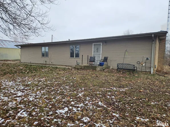 3115 Central Point Rd, Cantrall, IL 62625