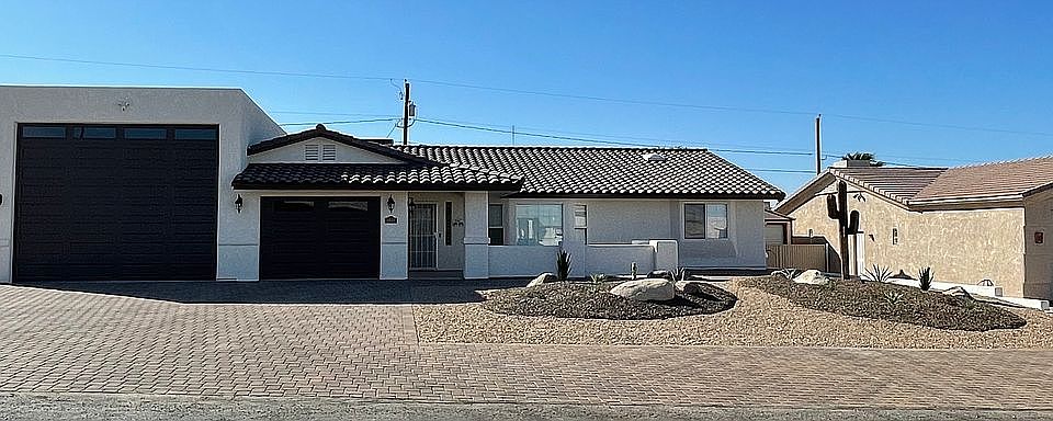 2nd image of 3842 Solar Dr