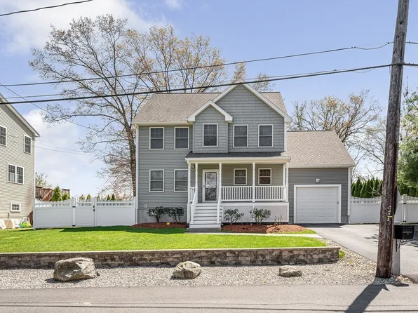 17 3rd Rd, Woburn, MA 01801