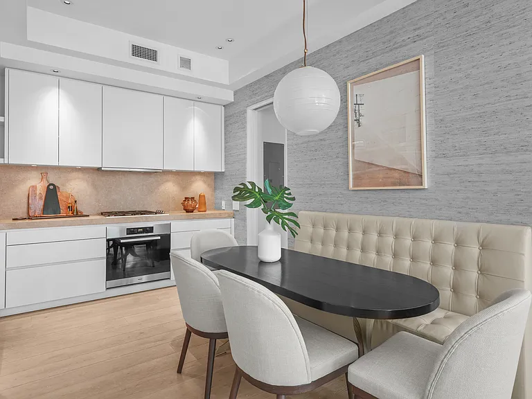 404 Park Ave S #6A — Photo 4