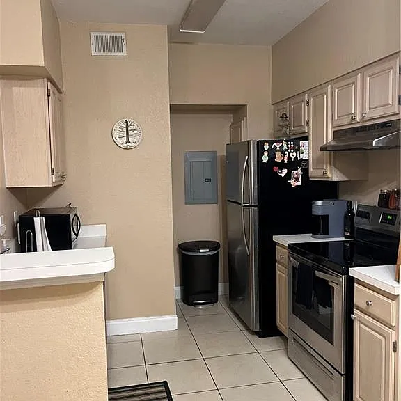 23500 Walden Center Dr #106 — Photo 9