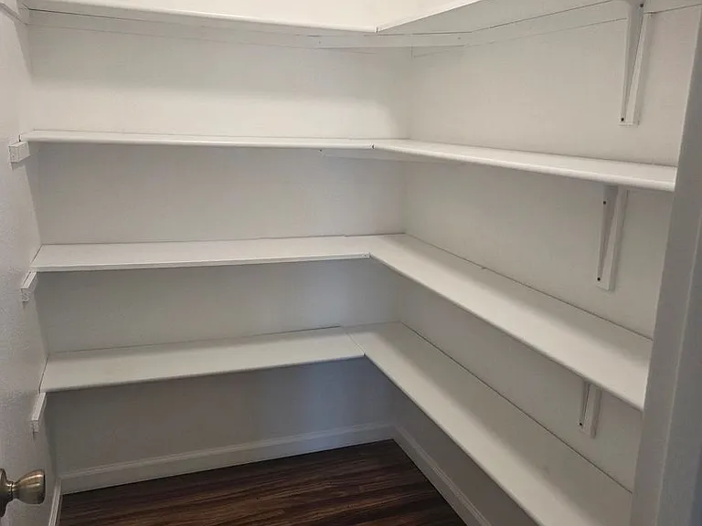 1101B Brandon Ct — Photo 12