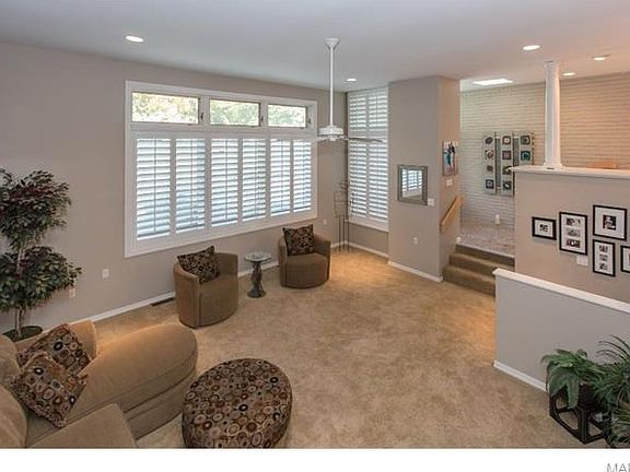 3rd image of 22 Meadowbrook Country Club Est