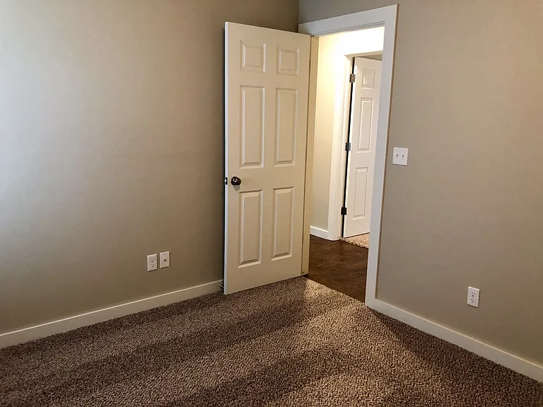 1419 Macalpine St — Photo 17