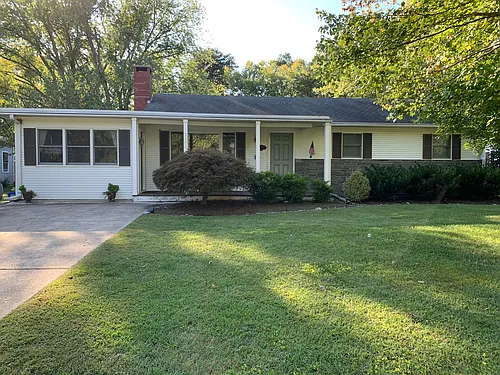 2605 Harrington Rd Photo 1