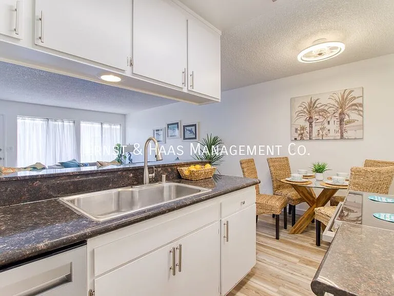 5500 Ackerfield Ave #307 — Photo 10