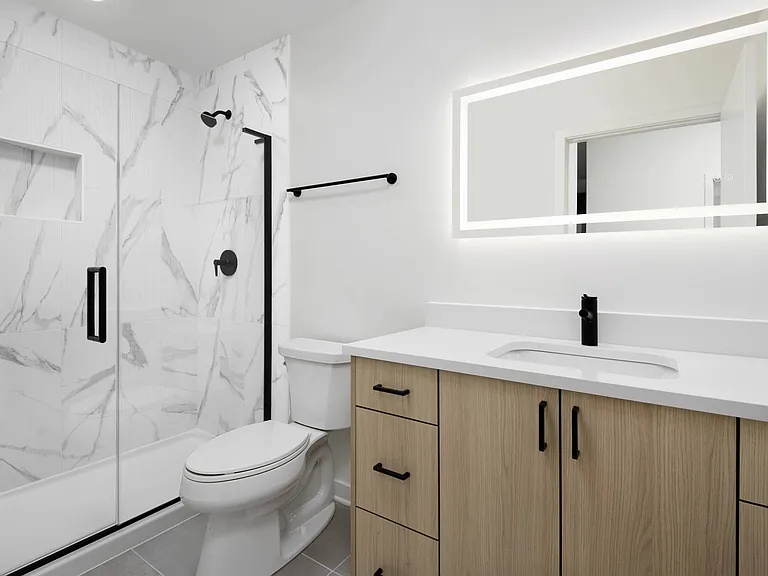 K2 Apartments — Photo 17